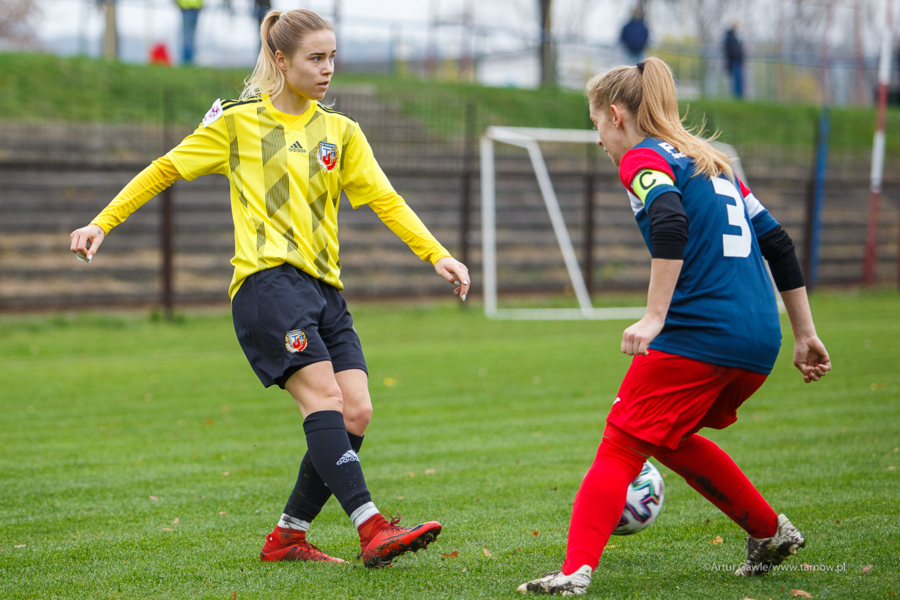 Mecz pierwszej ligi piłki nożnej kobiet: Tarnovia - Polonia Środa Wielkopolska